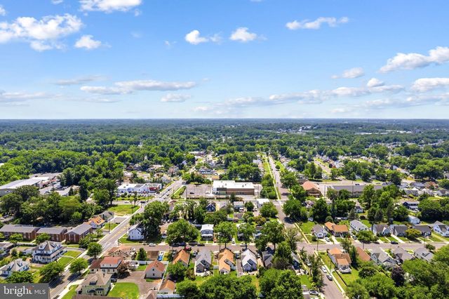 9 MOORE AVE, Barrington, NJ 08007