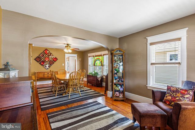 9 MOORE AVE, Barrington, NJ 08007