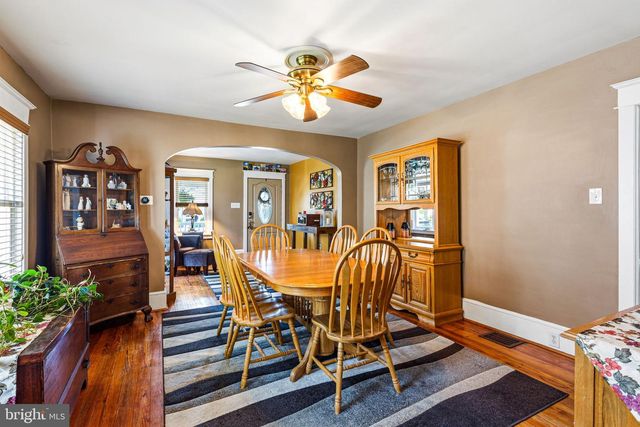 9 MOORE AVE, Barrington, NJ 08007