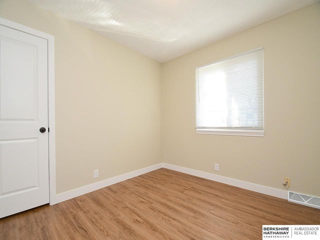 14034 Washington Street, Omaha, NE 68137