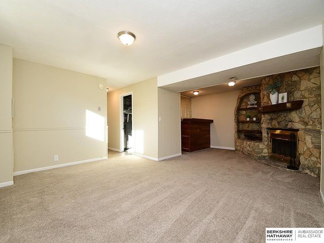 14034 Washington Street, Omaha, NE 68137