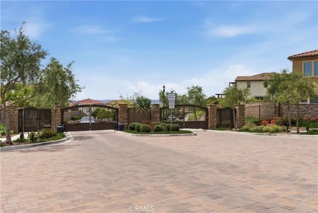 600 Shadowbrook, Lake Forest, CA 92610