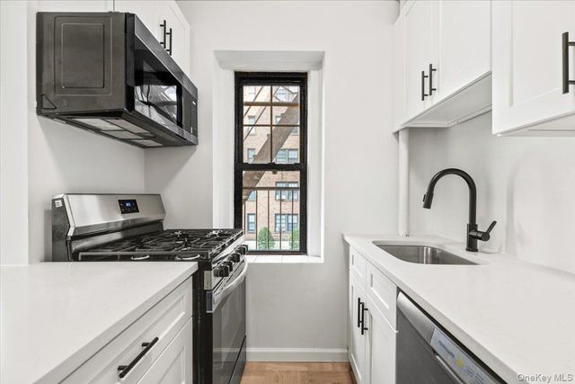 196 Garth 1F, Scarsdale, NY 10583