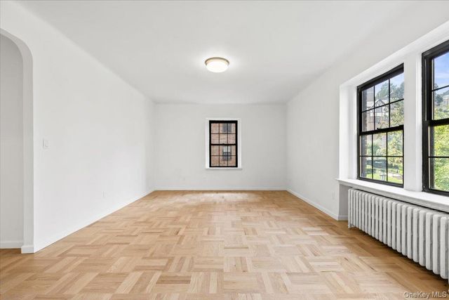 196 Garth 1F, Scarsdale, NY 10583