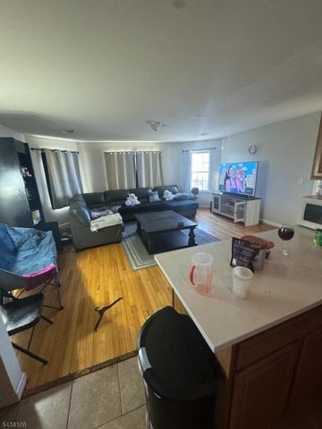 26 Clinton Pl, Newark City, NJ 07108