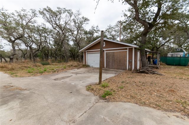 2111 Murphy, Aransas Pass, TX 78336