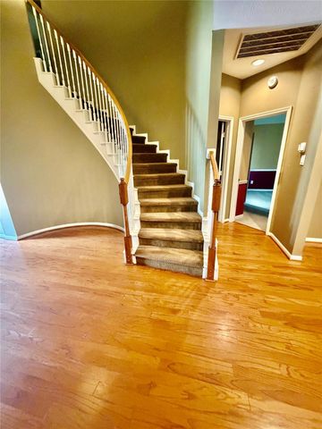 3613 Knotty Pine Circle, Pearland, TX 77581