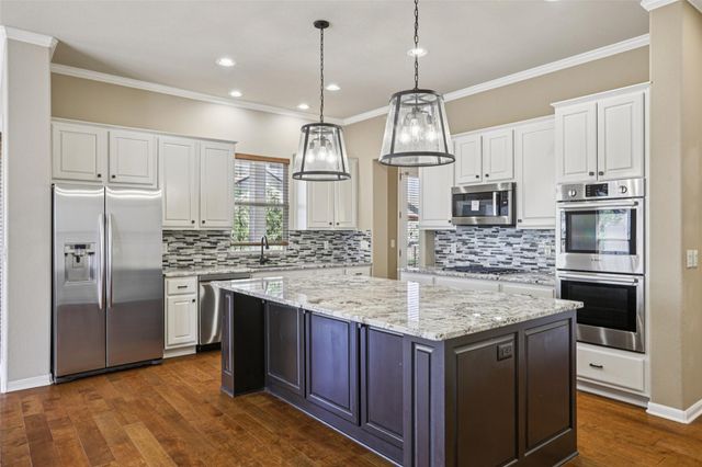 106 Whippoorwill WAY, Georgetown, TX 78633