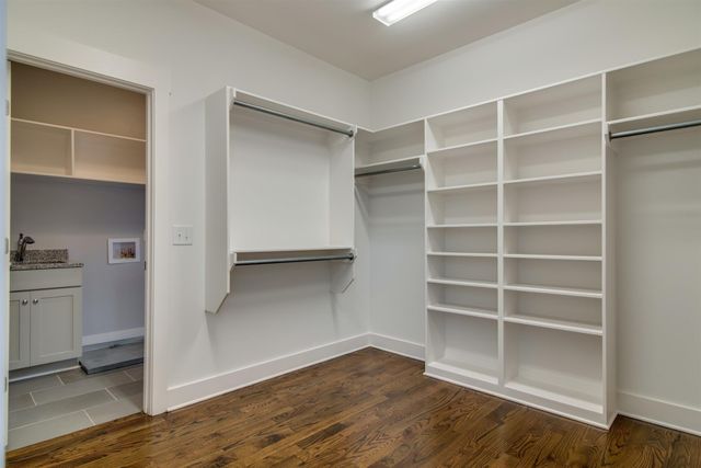 1711 10th Avenue, S, Nashville, TN 37203