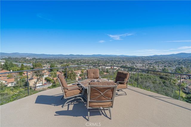 25042 Hollyhock Court, Stevenson Ranch, CA 91381