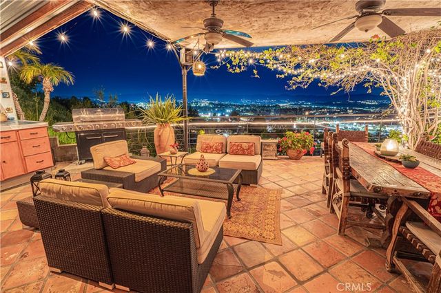 25042 Hollyhock Court, Stevenson Ranch, CA 91381