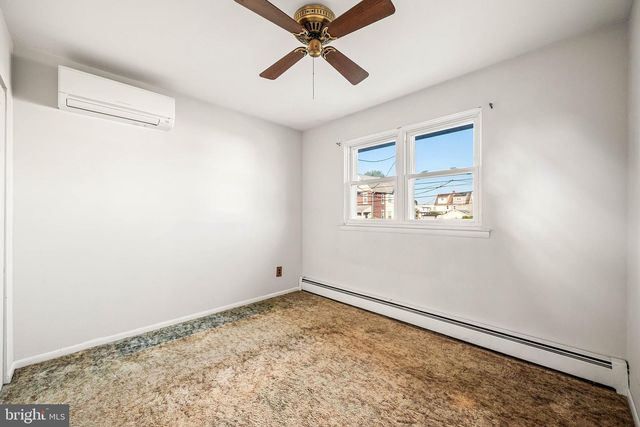 309 PRINTZ AVE, Essington, PA 19029