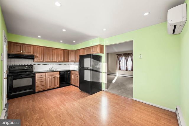 309 PRINTZ AVE, Essington, PA 19029