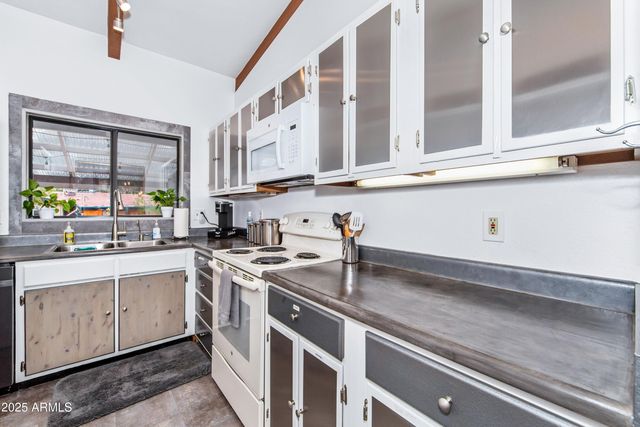 175 INSPIRATIONAL Drive, Sedona, AZ 86336