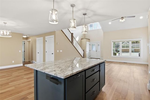 3746 Crest Ridge Court, Eau Claire, WI 54701