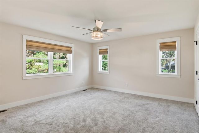 3746 Crest Ridge Court, Eau Claire, WI 54701