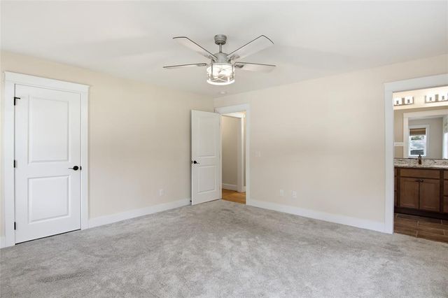 3746 Crest Ridge Court, Eau Claire, WI 54701