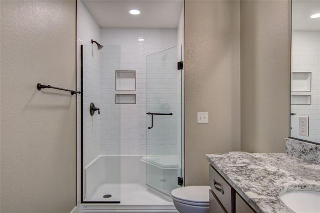 3746 Crest Ridge Court, Eau Claire, WI 54701