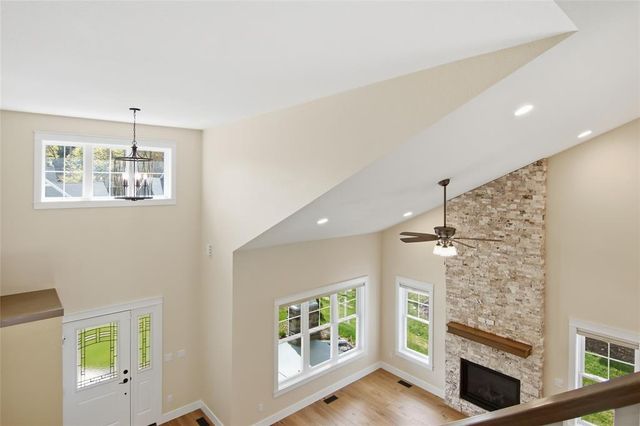 3746 Crest Ridge Court, Eau Claire, WI 54701
