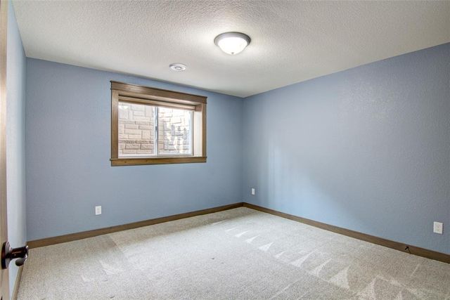 3746 Crest Ridge Court, Eau Claire, WI 54701