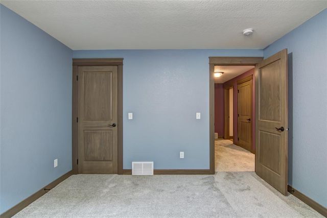 3746 Crest Ridge Court, Eau Claire, WI 54701