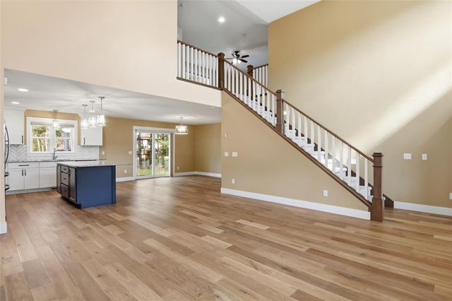 3746 Crest Ridge Court, Eau Claire, WI 54701