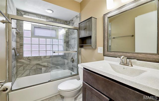 1120 Terrace Drive, St Louis, MO 63117