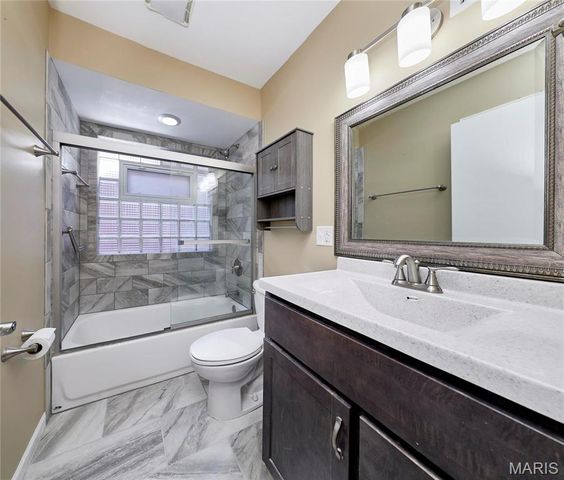 1120 Terrace Drive, St Louis, MO 63117
