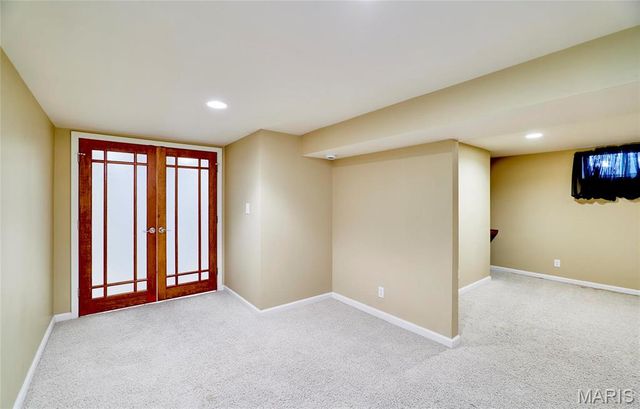 1120 Terrace Drive, St Louis, MO 63117