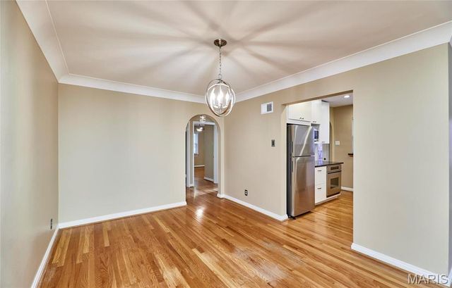 1120 Terrace Drive, St Louis, MO 63117