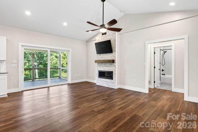 139 Ridge Road, Candler, NC 28715