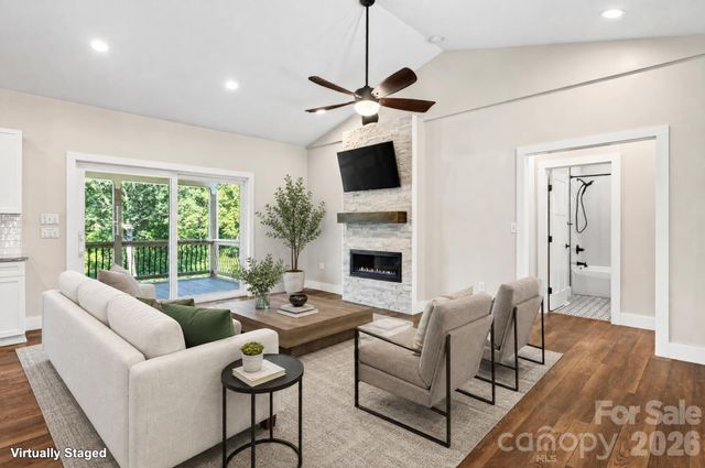 139 Ridge Road, Candler, NC 28715