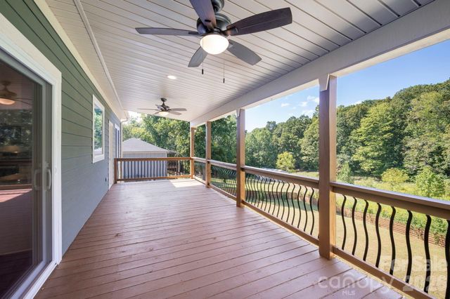 139 Ridge Road, Candler, NC 28715