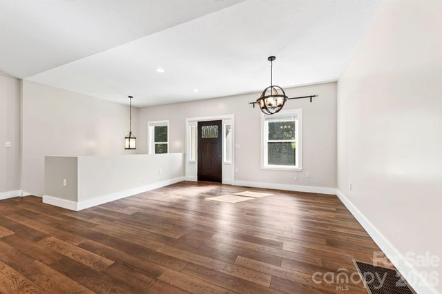 139 Ridge Road, Candler, NC 28715