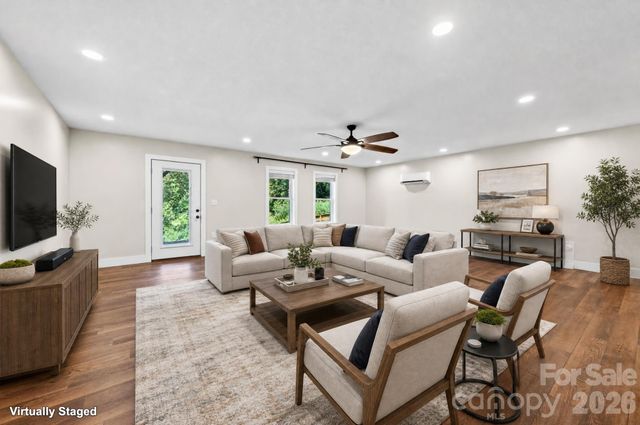 139 Ridge Road, Candler, NC 28715