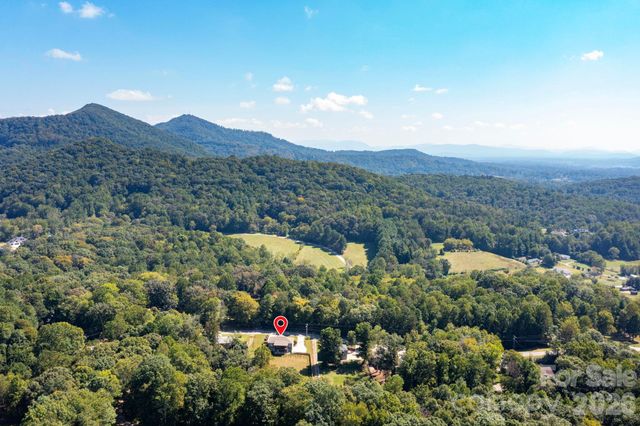 139 Ridge Road, Candler, NC 28715