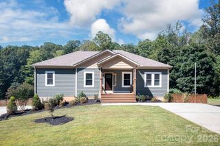 139 Ridge Road, Candler, NC 28715