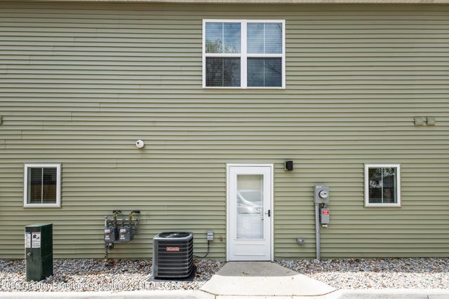 519 S Pennsylvania Avenue, Lansing, MI 48912