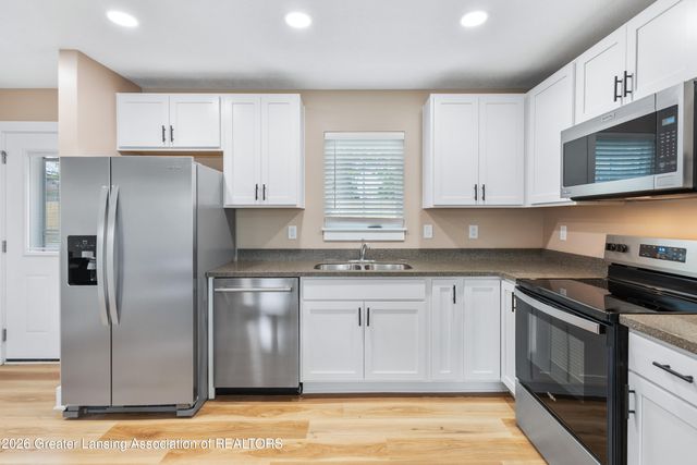 519 S Pennsylvania Avenue, Lansing, MI 48912