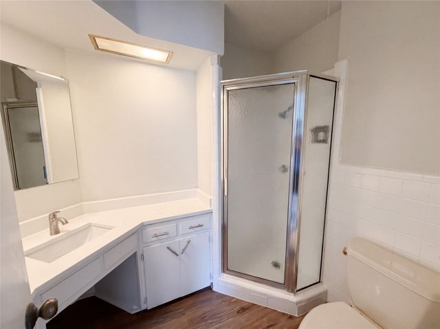 6878 Burwood Lane, Dallas, TX 75214