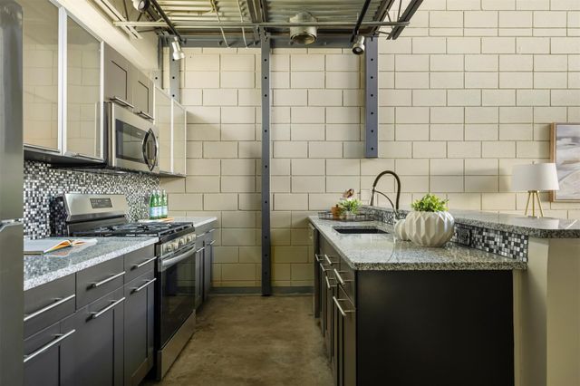 4801 S Congress Ave A1, Austin, TX 78745