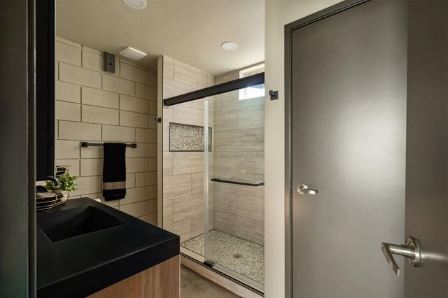 4801 S Congress Ave A1, Austin, TX 78745