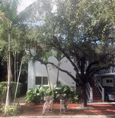 820 3rd Street 8, Miami Beach, FL 33139