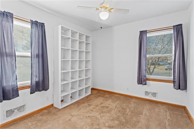 3709 S Main Street, Independence, MO 64055