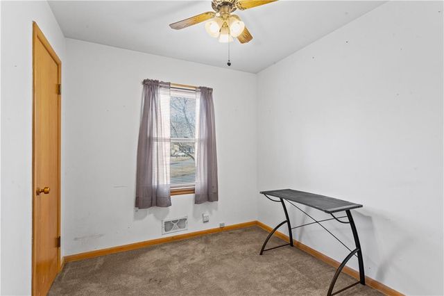 3709 S Main Street, Independence, MO 64055