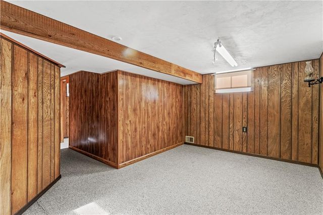 3709 S Main Street, Independence, MO 64055