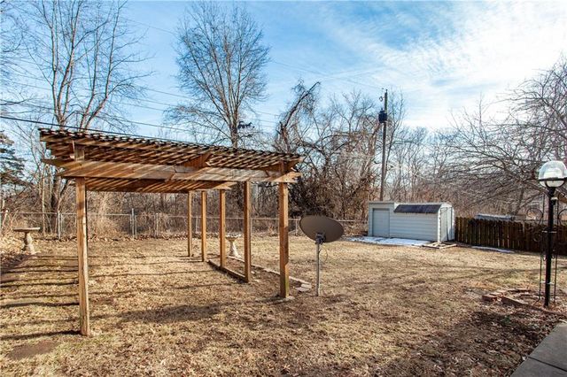 3709 S Main Street, Independence, MO 64055