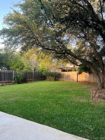 1029 Horseback HOLW, Austin, TX 78732