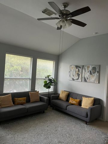 1029 Horseback HOLW, Austin, TX 78732