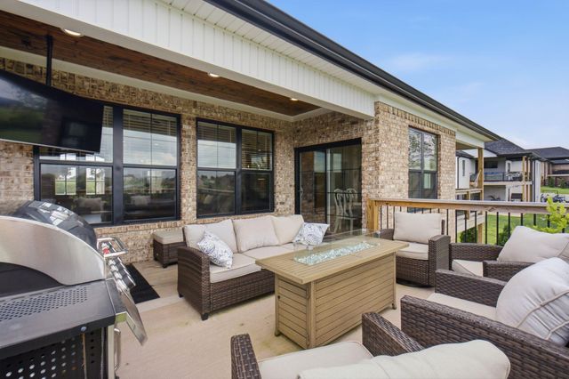 4237 Equestrian Way, Richmond, KY 40475